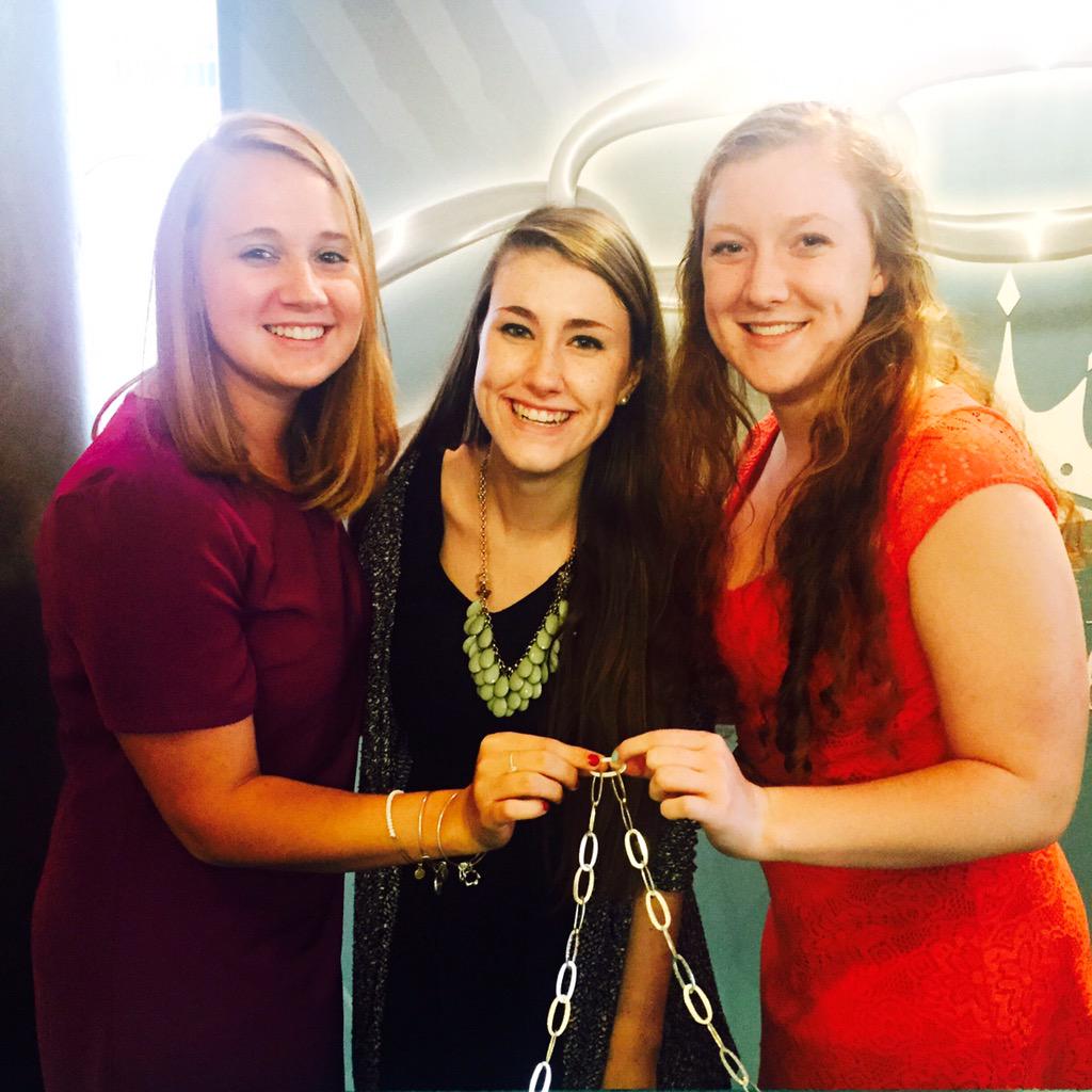 #tbt to finding our link in the <a href="/ZTAFraternity/">Zeta Tau Alpha</a> chain at NLC last weekend!