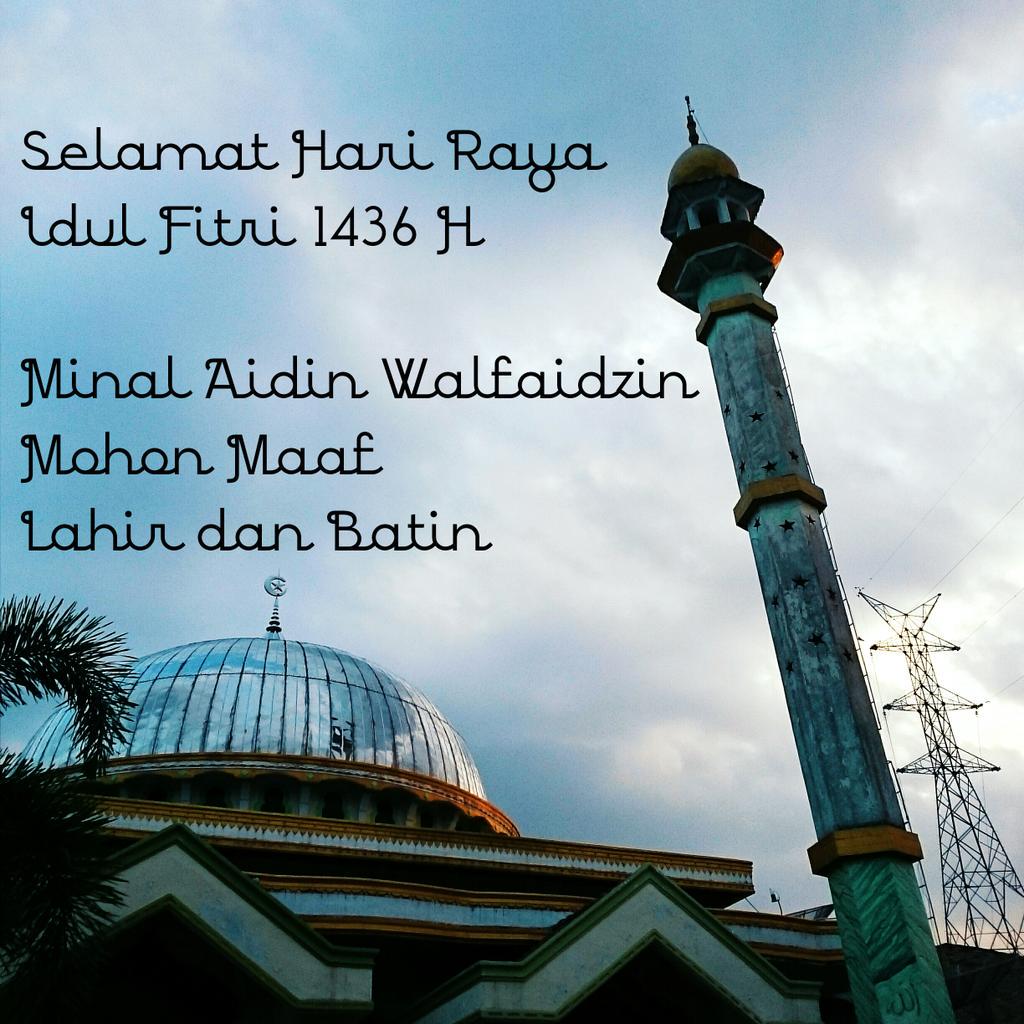 MackDaddy165's tweet photo. Kami (Mackdaddy) mengucapkan:
Selamat Hari Raya Idul Fitri 1436 H http://t.co/a3OBrkdRTu