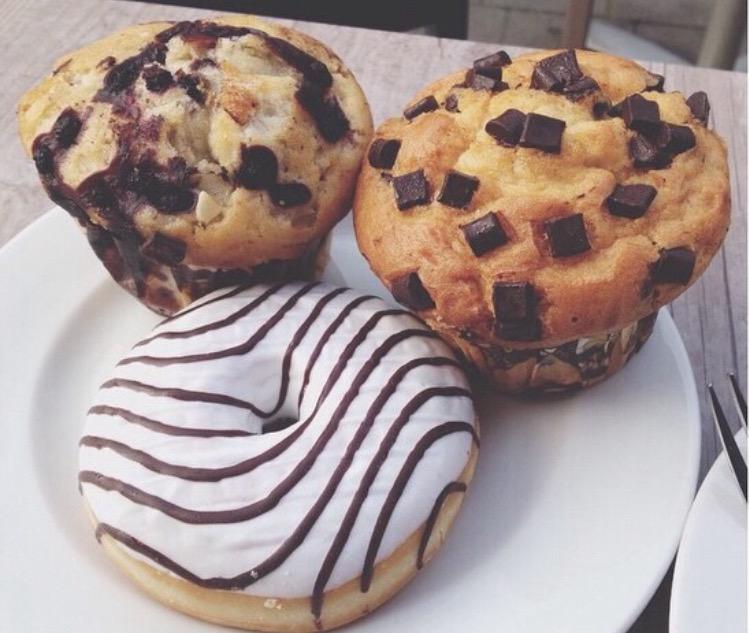 uracutedonut's tweet photo. @kaylaschiro http://t.co/XmHgByS0DS