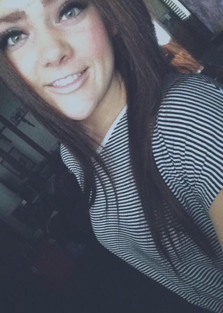 uracutedonut's tweet photo. @kaylaschiro http://t.co/XmHgByS0DS