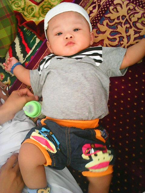 indhafarhand's tweet photo. Ass...minal aidzin walfaidzin...mohon maaf lahirr batin... http://t.co/HmeNSK3sgy