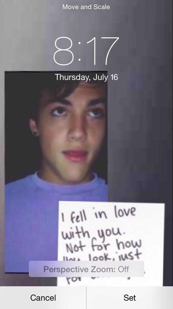 xhttpsDolanx's tweet image. Rt for this QT on your screen🎀Must be following😊 @EthanDolan