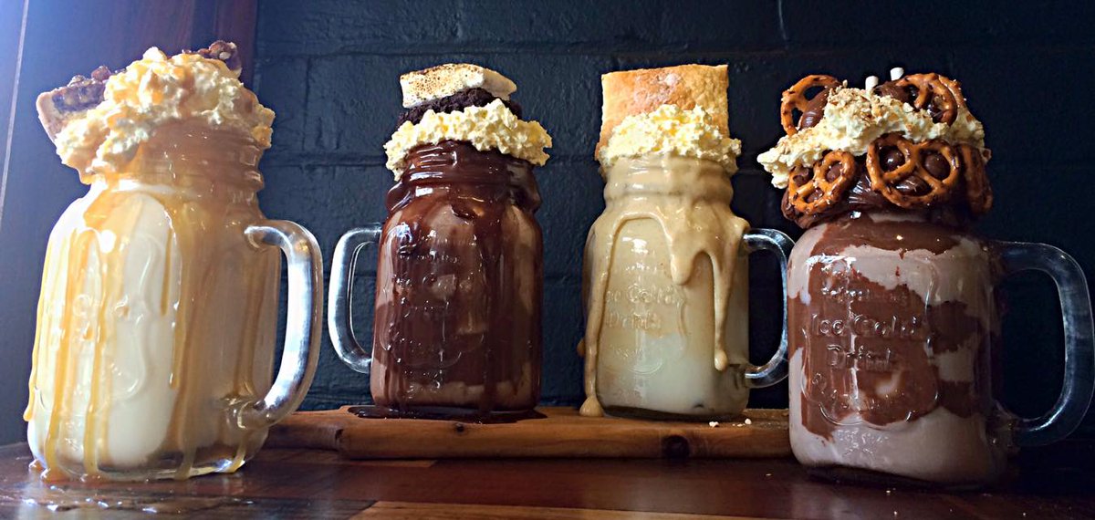 BuzzFeedOz's tweet photo. ICYMI: Everyone Is Losing Their Minds Over This Canberra Cafe’s Insane Milkshakes http://t.co/dx4Nxl2dQN @banannarep http://t.co/gVOdtN8ifH