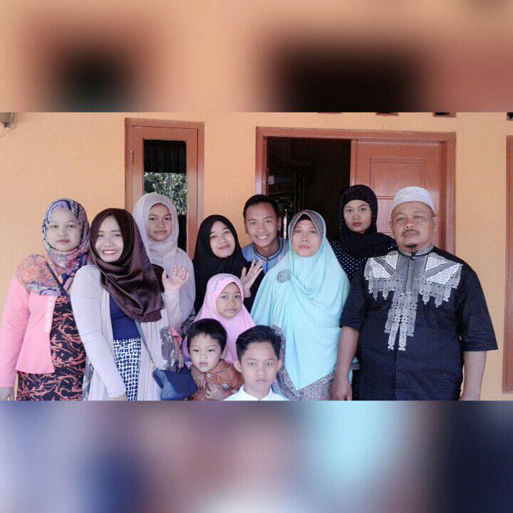 Vinaaa01's tweet photo. Happy eid mubarak😃😃😃😃😁😁 http://t.co/deUU13pnp7
