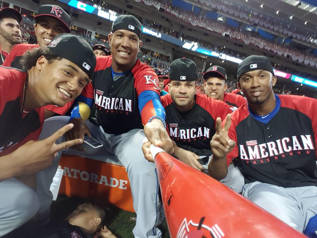 raficedeno's tweet photo. Pretty Good Times!! 😎 http://t.co/dTx6ed9wFI