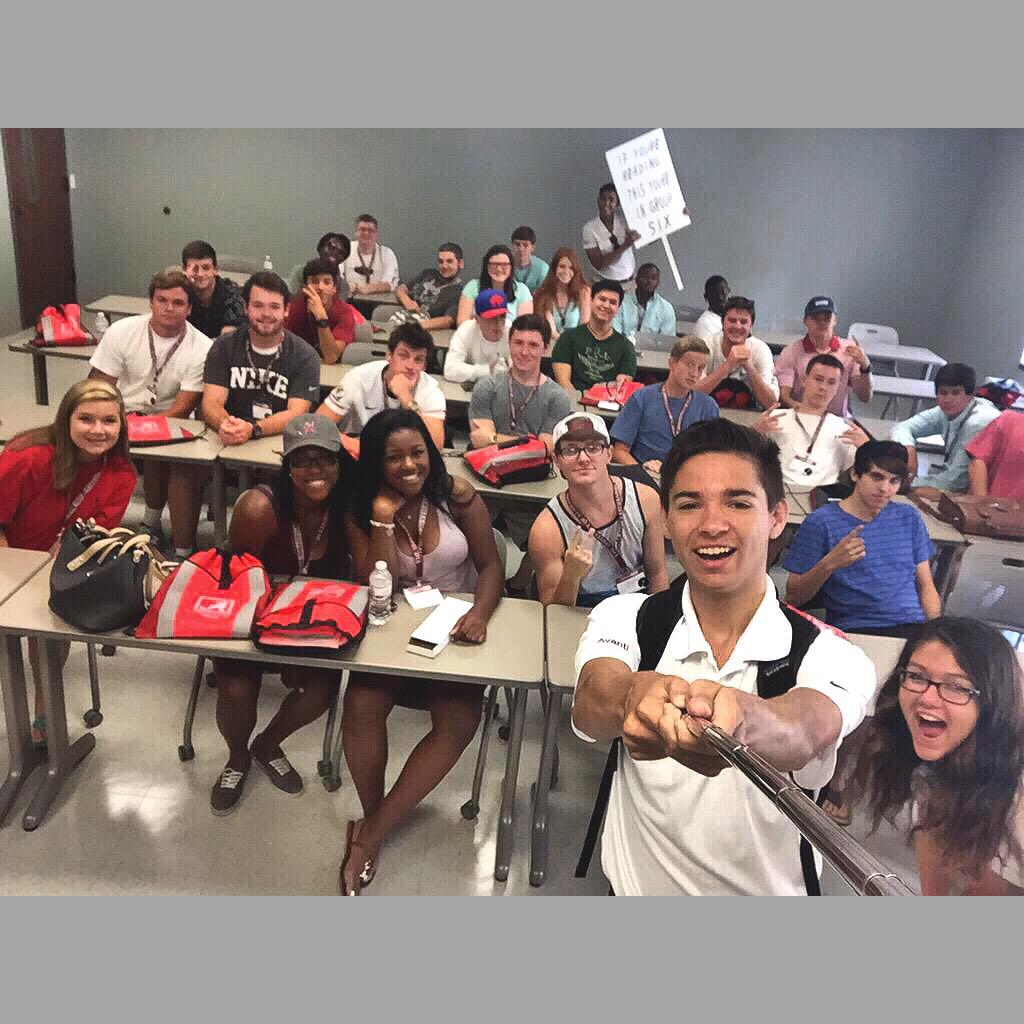 uasmallgroup6's tweet photo. #RunningThroughSmallGroup6WithMyWoes http://t.co/6Lsn0SKx3n