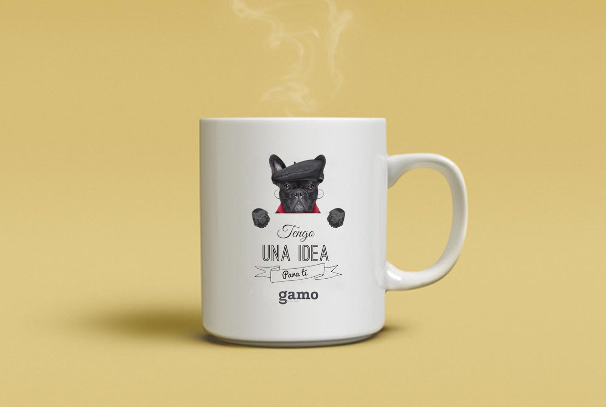 GamoEstudio's tweet photo. Durante el veranito el café no falta a todas horas para contrarrestar ideas perrunas :Ç #HacemosTazasSublimadas http://t.co/7sAkNc8Y6V