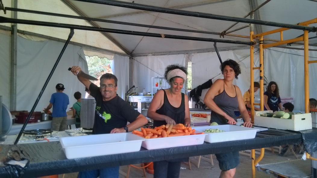 frackanpada2015's tweet photo. Superheroi hauek egingo dute bazkaria gaurkoan! Gora #frackanpada ! http://t.co/PhAsi4M848