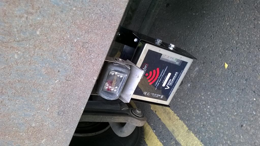 Ringway_Worcs's tweet photo. #Worcestershire ongoing trial of #Backscan banksman system...auto braking system... http://t.co/RGyWxt5Nq5