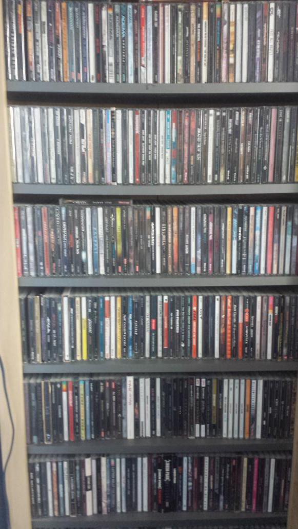 Lee Andrew Byrne My Metal Cd Collection Loads Of Brilliant Bands There Numetal Http T Co Yns4w7yqxp