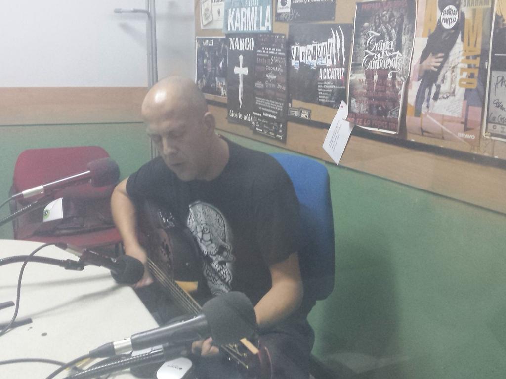 radiovallekas's tweet photo. Y con #OldMustang os decimos adiós. Gracias por estar ahí. Y en septiembre, más #MatinalRVK http://t.co/dawtB8cbt2