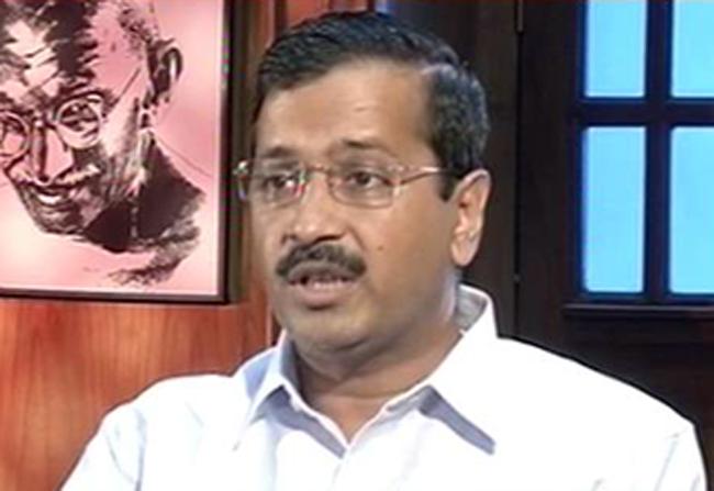 aajtak's tweet photo. मैं जैसा हूं जनता को पसंद हूं: अरविंद केजरीवाल
http://t.co/5ql9yFqVyG @ArvindKejriwal @sardesairajdeep http://t.co/Daruddj2MD