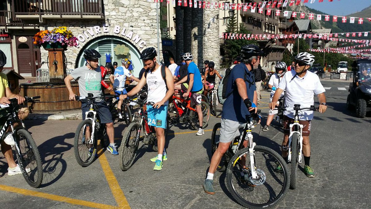 radiovaldisere's tweet photo. Depart montée #coliseran en vélo électrique #valdisere http://t.co/Pty5bnQicG