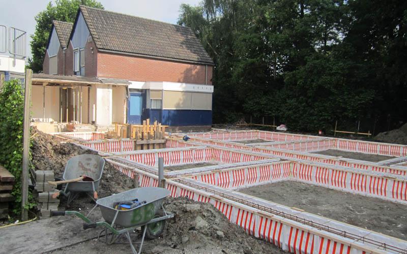 Gereed voor de stort van #fundatie bij uitbreiding #deBolster #Smilde @promenscare <a href="/BrandsBouw/">Brands Bouwgroep</a>