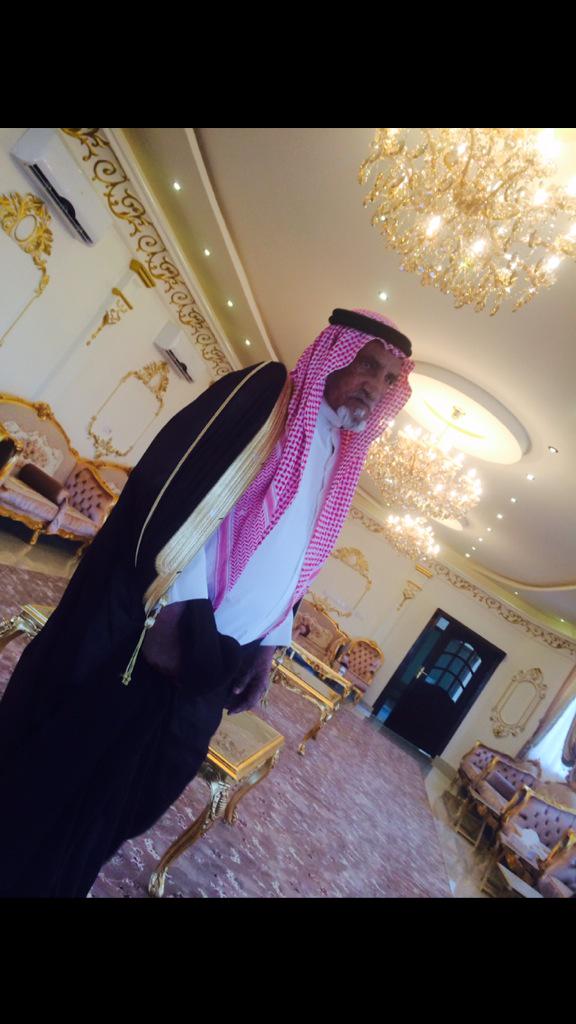 k5ff1's tweet photo. أتقدم بسم والدي 
الشيخ فالح بن خصيوي المطرقه 

وكل عام وانتم بخير وصحه وسلامه http://t.co/qduwP86qcS