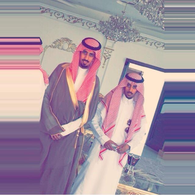 k5ff1's tweet photo. صباحكم انا و عضيدي فهد 

#المطرقه
#الدياحين #الديحاني #مطير #حمران_النواظر #حفرالباطن #الحفر #حفر_الباطن http://t.co/k6FaZbXK39