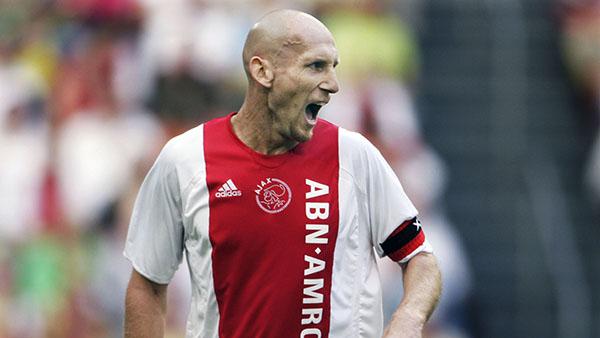 Happy birthday Jaap Stam! De oud en huidig trainer van is vandaag 43 jaar oud geworden. 