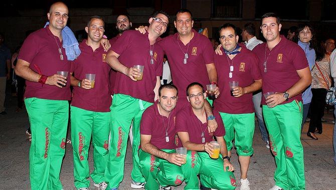 SArtvALDIA's tweet photo. Deportes, actividades culturales, música y toros, en el programa de fiestas de Cantalpino http://t.co/Db2w4CgKmm http://t.co/lkSOY895hQ