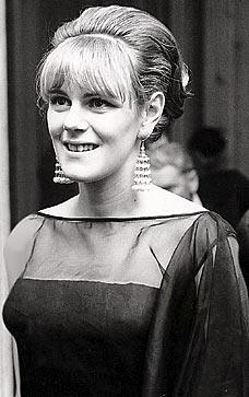 Aujourd\hui, Camilla Parker Bowles fête ses 68 ans. Happy Birthday Camilla 