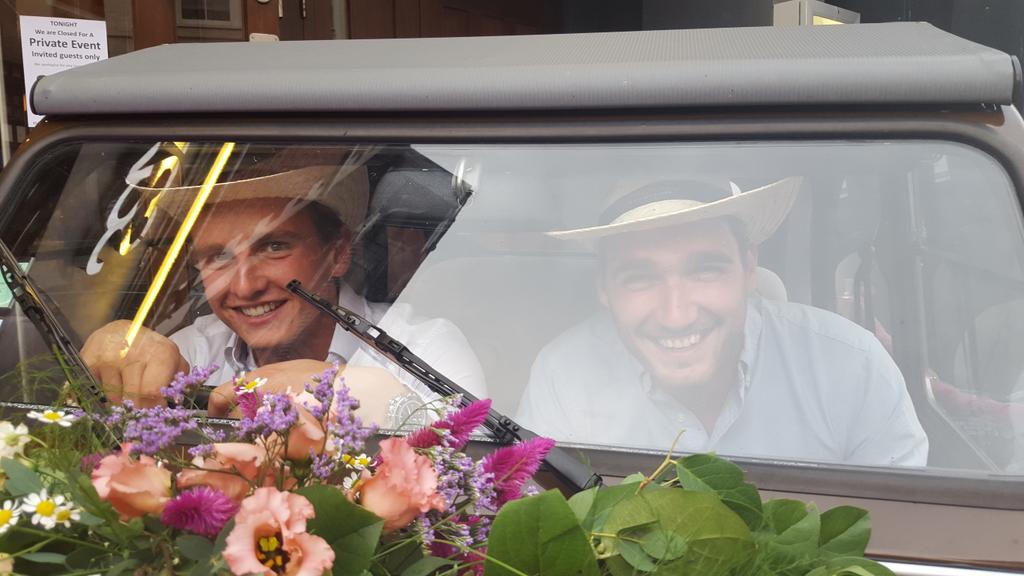 Charlie Mills tweet media