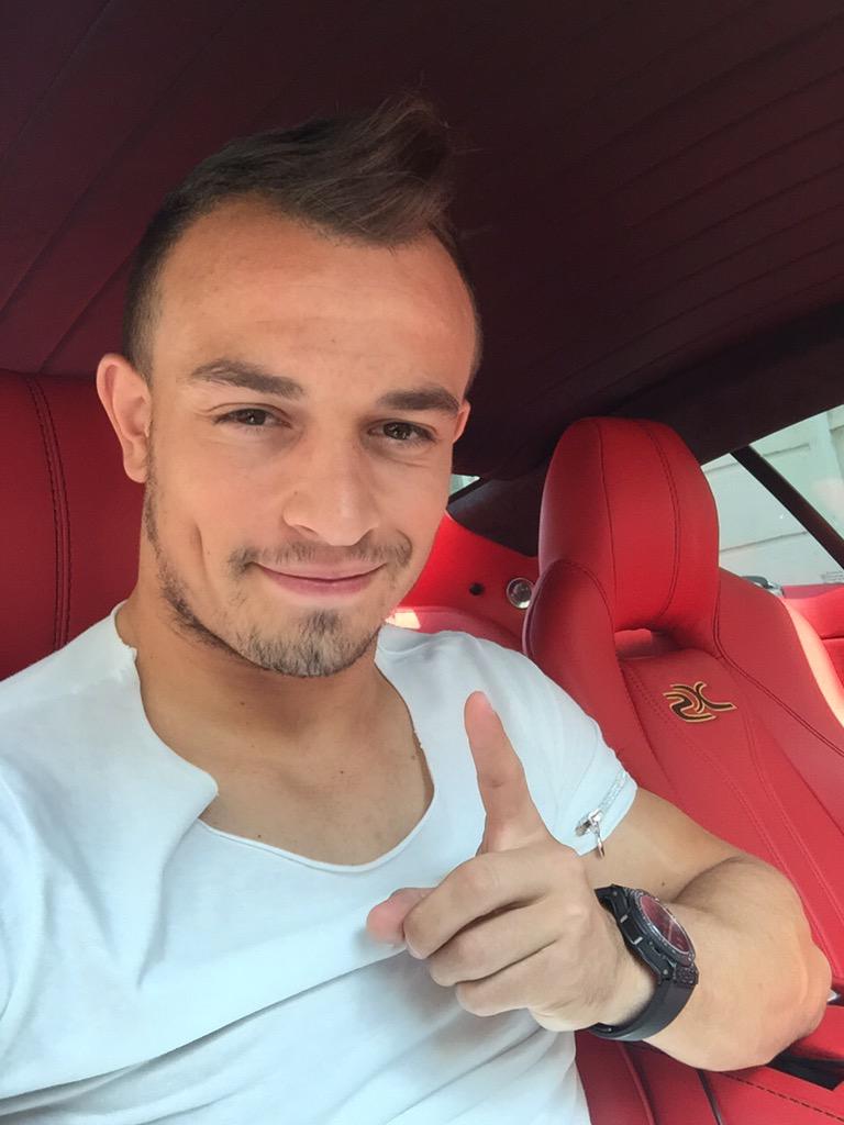 Eid Mubarak to all Muslims❤️ around the world. Urime Festa e Fiter Bajramit gjith besimtarve Musliman❤️#respect#XS