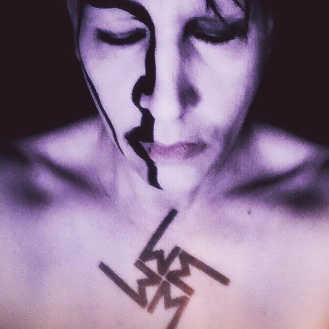 Dragged_out's tweet image. Incredible @marilynmanson @Bliss_Assassin @MansonPictures @MarilynMansonFr @marilynmansonc