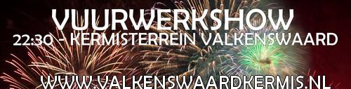 #vuurwerk in #valkenswaard - Vanavond om 22:30 op het #kloosterplein. #kermisvalkenswaard