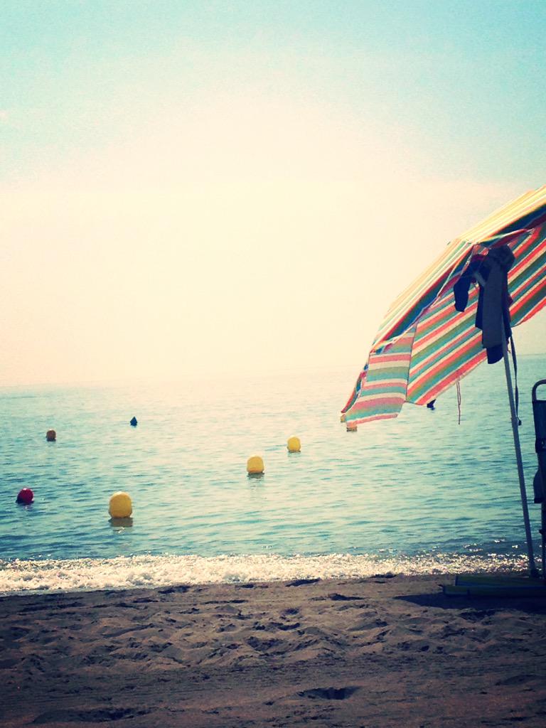 BorjaCarrasco_1's tweet photo. Holidays☀️🌅🔛 @Mariadr92 http://t.co/H2ilRJbqX6