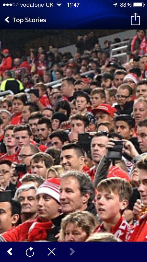 CJBarron16's tweet photo. Can anyone spot @Brad_Routy and @KyAitken ???? http://t.co/DNT5j5EJCg
