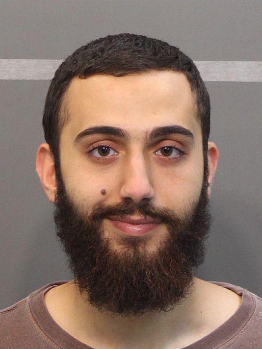 USATODAY's tweet image. Who is Mohammod Abdulazeez, the man behind the #ChattanoogaShooting? usat.ly/1J3uIjo (Photo: Hamilton County)