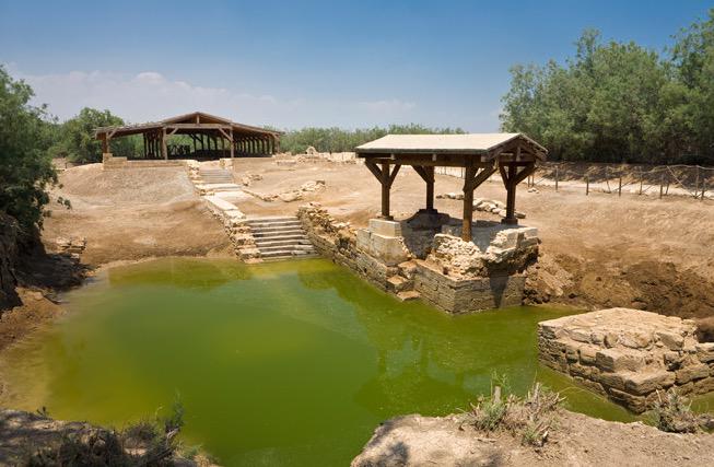 viajescom_'s tweet photo. Sitio del bautismo “Betania en la otra orilla del Jordán” #jordania #viajescom #viajar #UNESCO http://t.co/4UFn6A39Si