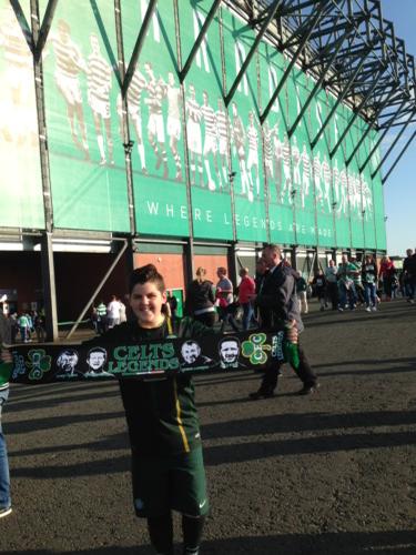 johnwhite1888's tweet photo. @celticfc wee nephew at his first game as a season ticket holder #fanfriday #legends http://t.co/om0i9gKVox