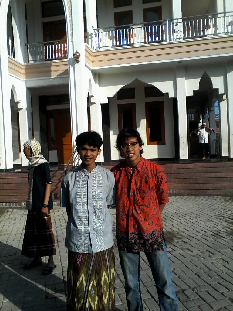 INSIDE OF THE MIRROR tweet media