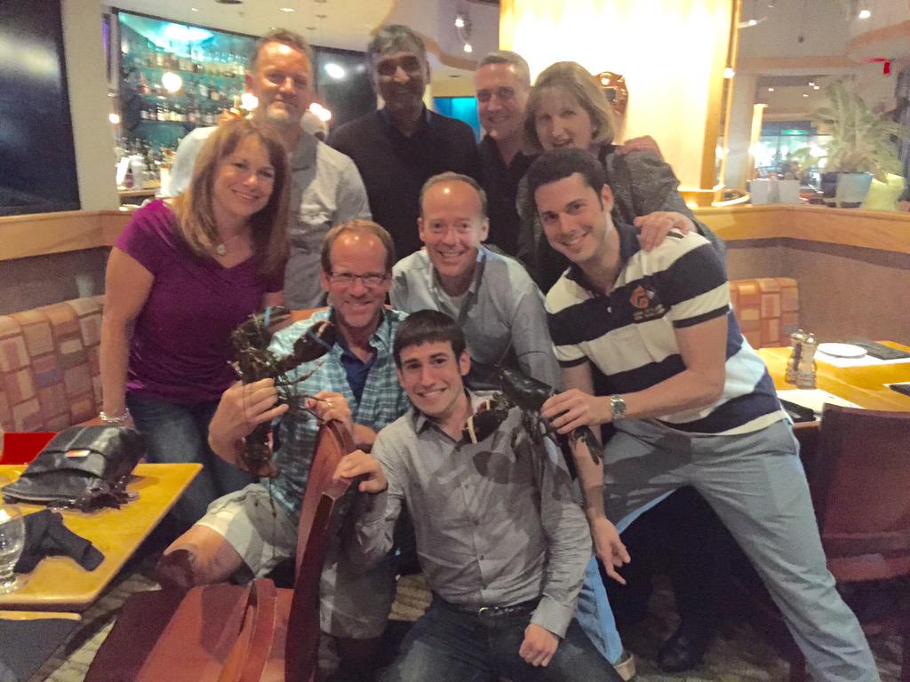 TammyDunbar's tweet photo. Our BLC15 Team with a "claws" for celebration! #Lovedbeingapartoftheteam #whencanwedoitagain #happyari http://t.co/WSMNcoEYJh