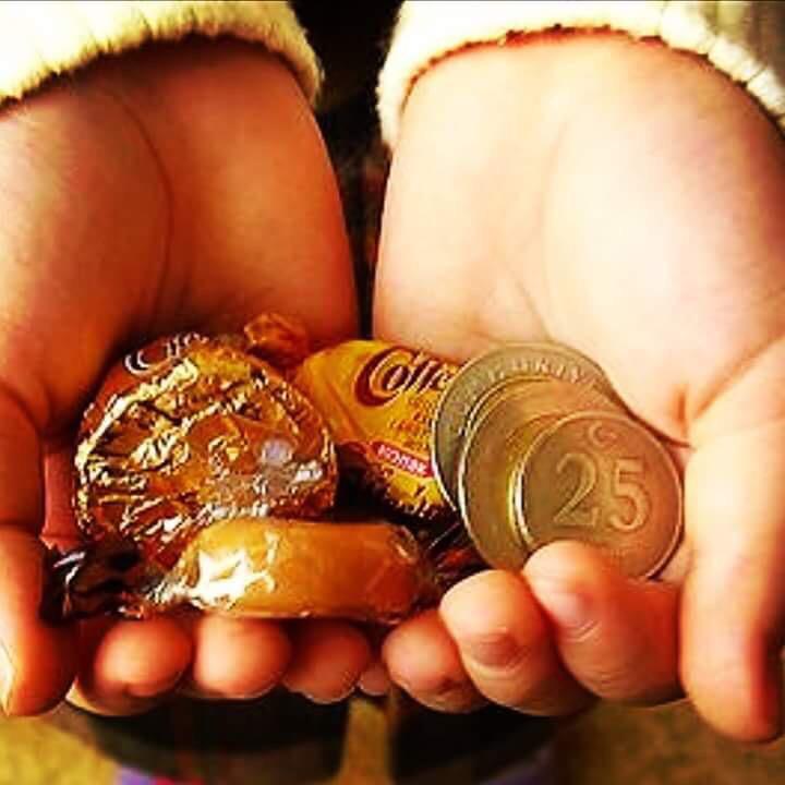 Kadkyk's tweet photo. Sevdiklerinizle birlikte sağlıklı, mutlu ve huzurlu bir bayram geçirmeniz dileğiyle.. 
İyi bayramlar.. http://t.co/QIozryyCic