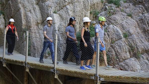 #Málaga <a href="/JesusCalleja/">Jesús Calleja</a> hace el primer 'Google Street View' del Caminito del Rey diariosur.es/interior/20150…