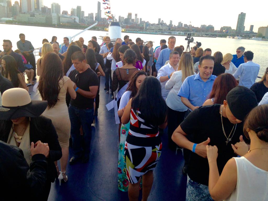 SalsaInToronto's tweet photo. What an evening! We had a blast last night at the #salsacruise of #salsainTO! Thank you all for coming #Toronto http://t.co/zgHHynjbmY