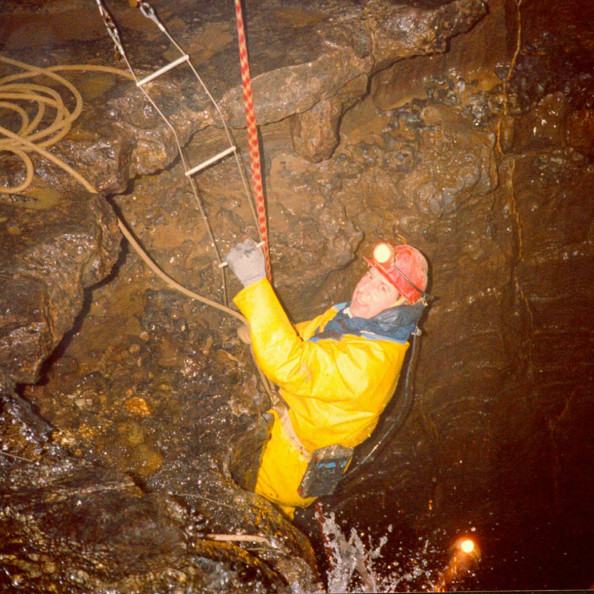 One of Peak Activities Ltd's most popular activities is Caving and Potholing for beginners. Call 01433-650345 to book