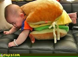 FantasyMeatFest's tweet photo. This poor kid........NEEDS TO COME TO MEATFEST!!!! http://t.co/Ju9bscFUH7