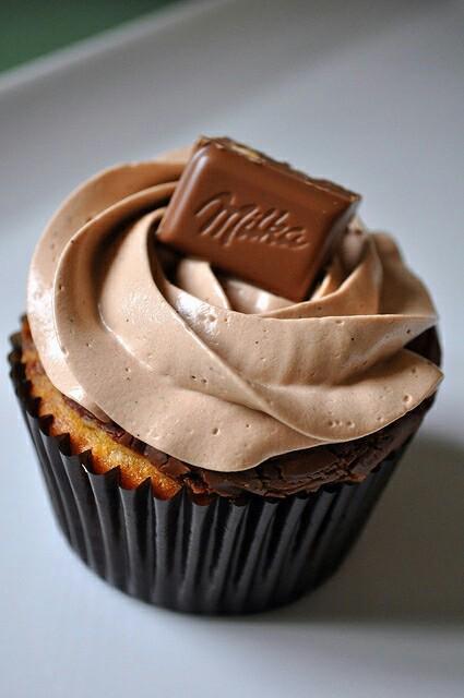 FoodIsLLove's tweet image. Cupcake I want! 😍