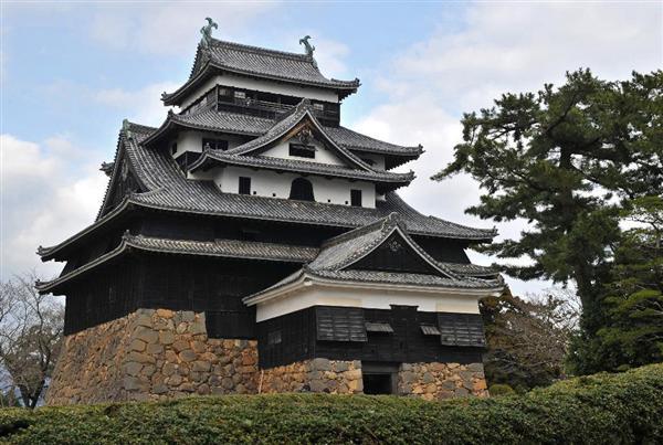 国宝決定直後なのに！松江城天守の屋根瓦が破損 島根県が発表しました