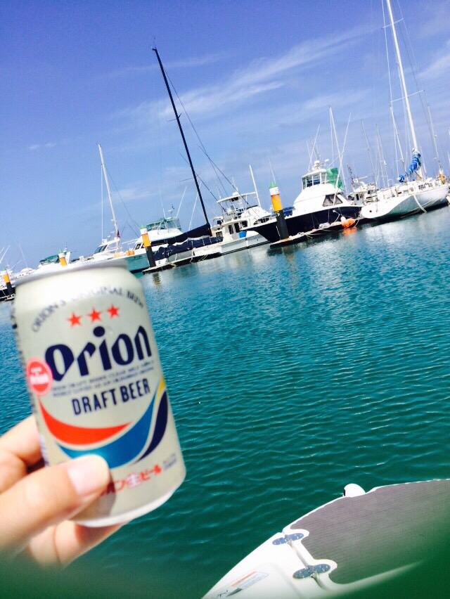 hidekichi4410's tweet photo. ✈️沖縄行ってきたぁ〜👍
🌊pirates okinawa💀支部良いじゃん‼️
#AR240 #YAMAHA #宜野湾マリーナ #pirates #Okinawa http://t.co/VZ3AwiBsJT