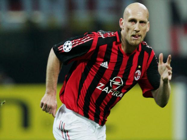 Happy 43rd Birthday to one of the most intimidating defenders you\ll ever see, Jaap Stam! 