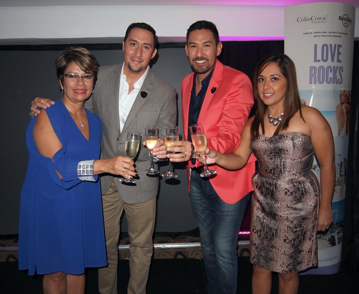 GACETAAEREA's tweet image. Reconocimiento de @HardRock #hardrockhotels #AllInclusiveCollection a #Venezuela facebook.com/pages/Gaceta-A…