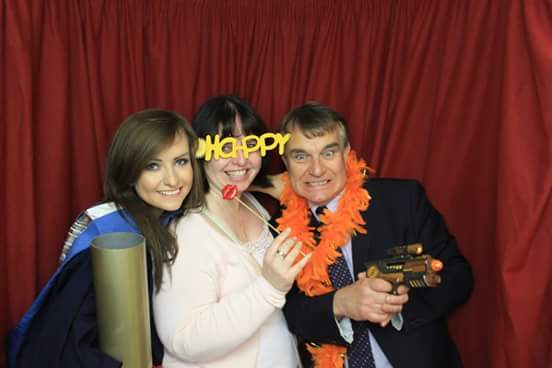 AnneGBradford's tweet image. 1st time in a #FunPhotoBooth = random pics 😄 with @_BethBradford &amp;amp; @revalanbrad 📷