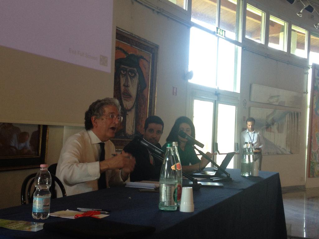 iDemLab's tweet photo. Per cambiare rigidità del paese e' necessario almeno un decennio di #GovernoRiformista. #Morando a #iDemSummerLab http://t.co/cmsW5FjWyB