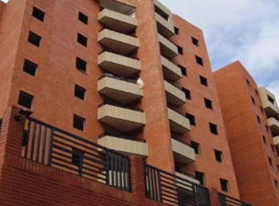 Invercastro's tweet photo. APARTAMENTOS DE LUJO, CONJ. RES. BRAGA PARK. INFORMACIÓN: 02869616766/9627676/04166862413/04148671251 http://t.co/i8KlxJNRNK
