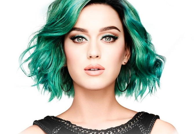 InfluensterCB's tweet photo. Rock the Katy Perry cat eye this weekend! #IntensifyMe @COVERGIRL http://t.co/rZfTiVjlh1