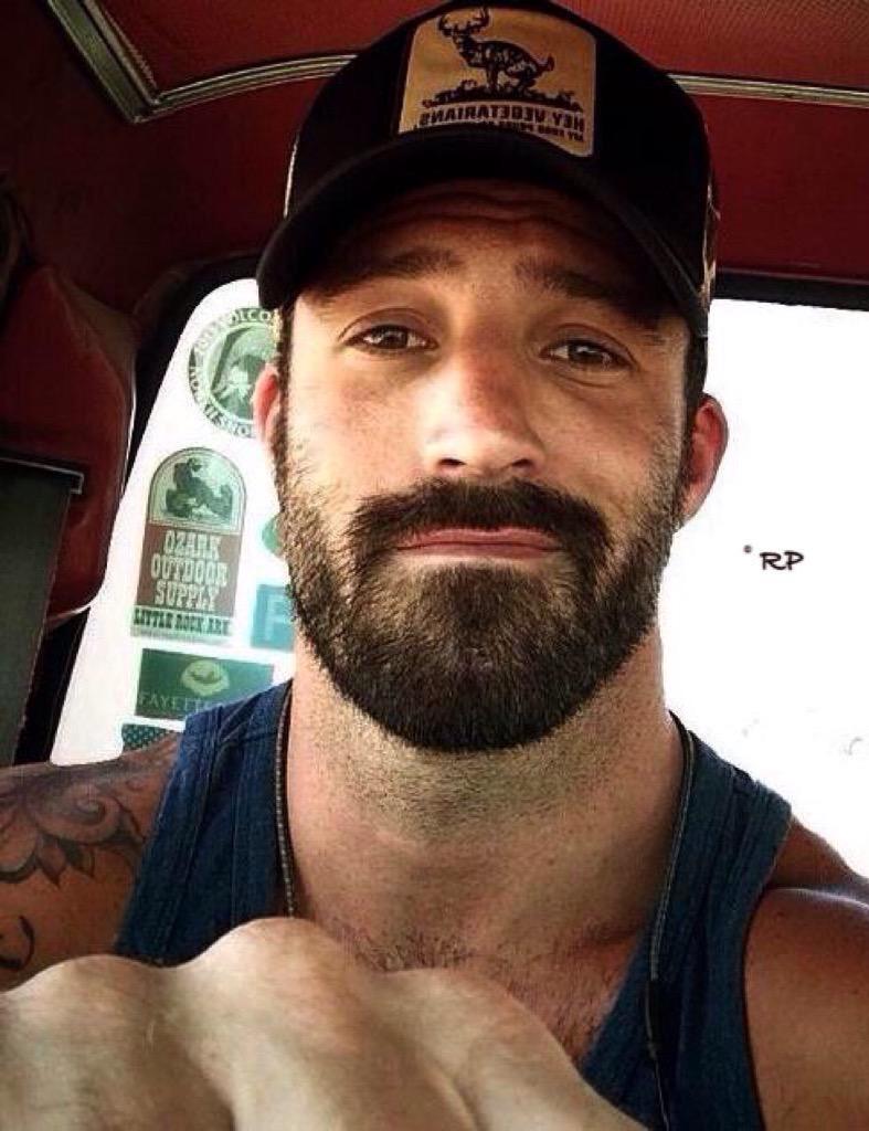 _cockring's tweet photo. #FurryFuckerFriday #HairyHole #BeardsNTatts #HotNScruff http://t.co/9hRJWwhAHa