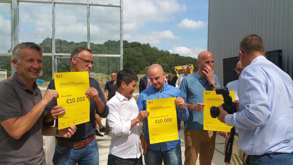 Innokite's tweet photo. Award ceremony #StartupFastTrack @En_Tran_Ce! Three energy startups received € 10.000. Good vibe http://t.co/7Ph7YeAAye